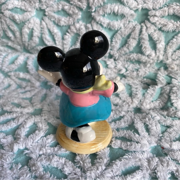 Vintage Disney Minnie Mouse figurine & candle lot Dancing & Cowgirl Minnie - Picture 4 of 14